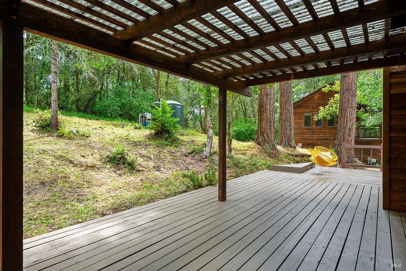 1779997984
