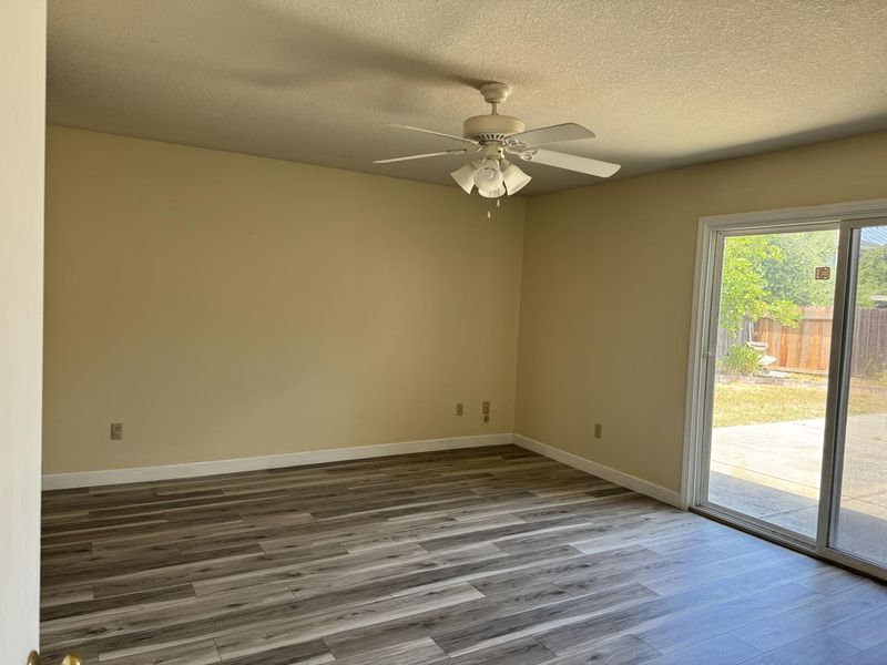 1786295921