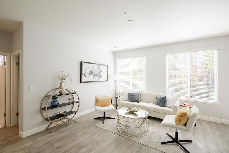 1790957943