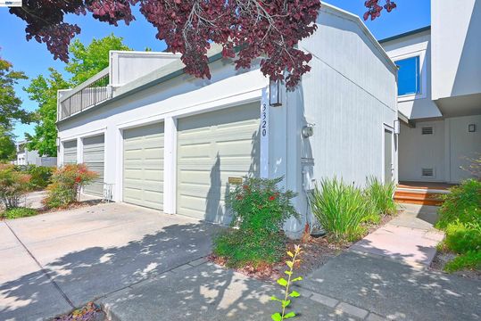 1782415296