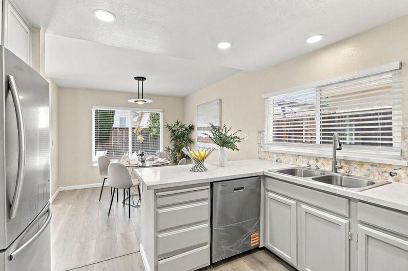 1792378109