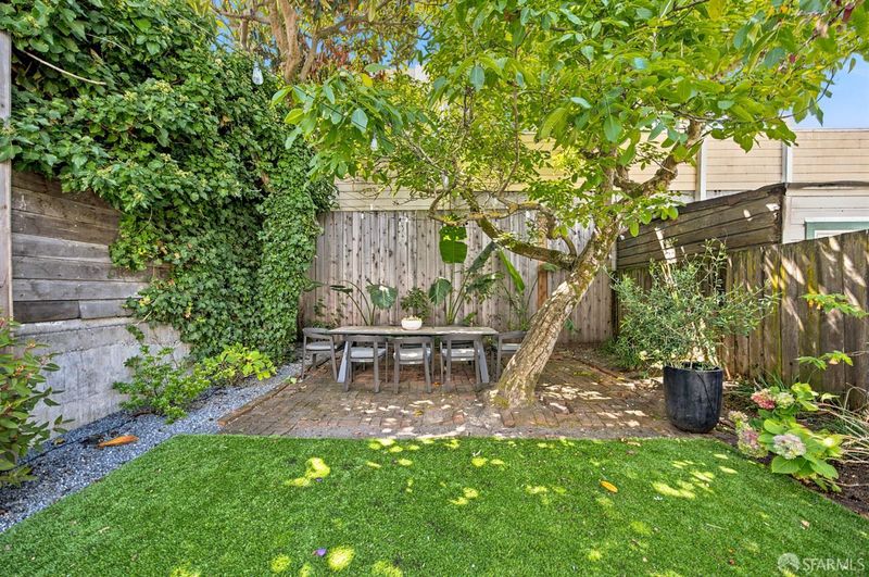 1787870984