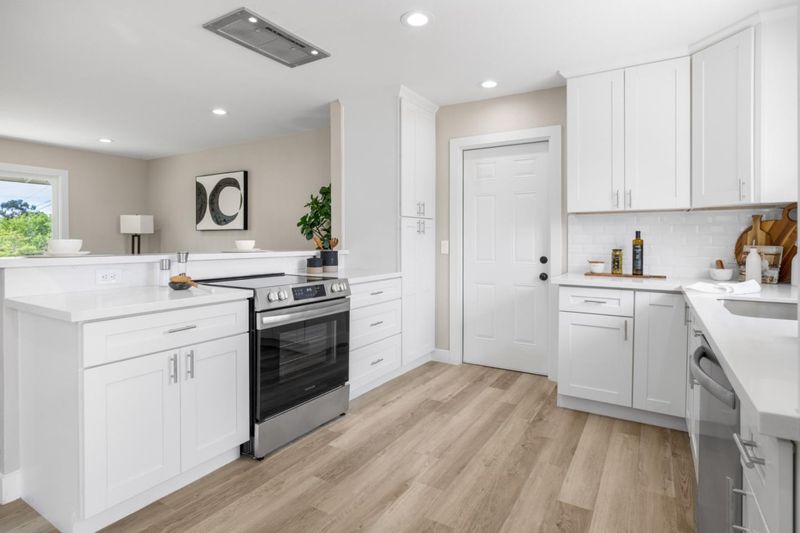 1779842912