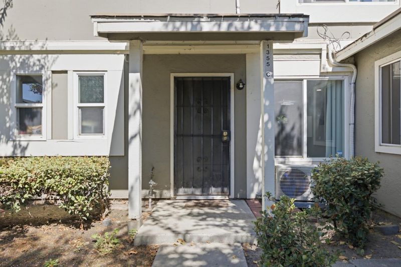 1787517028