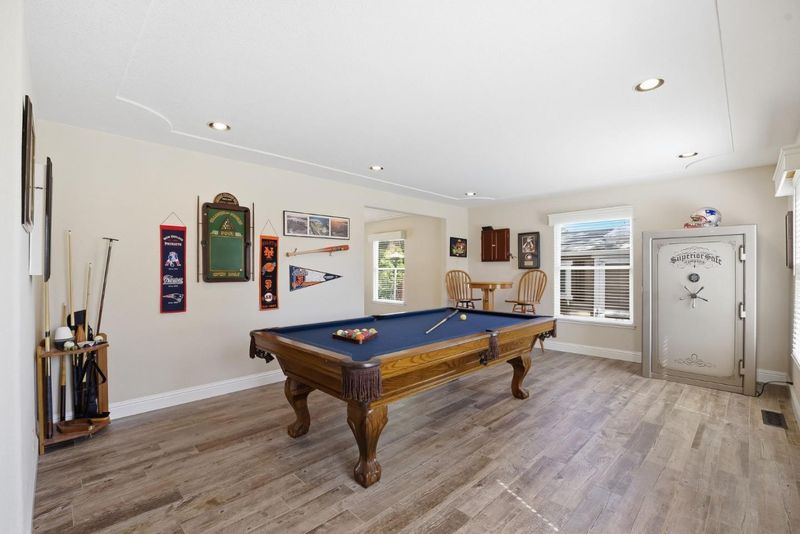 1781633924