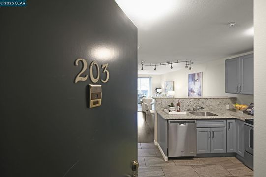 1752008487