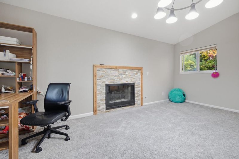 1787799636