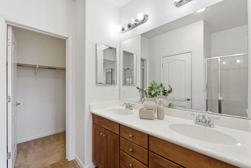 1779894030
