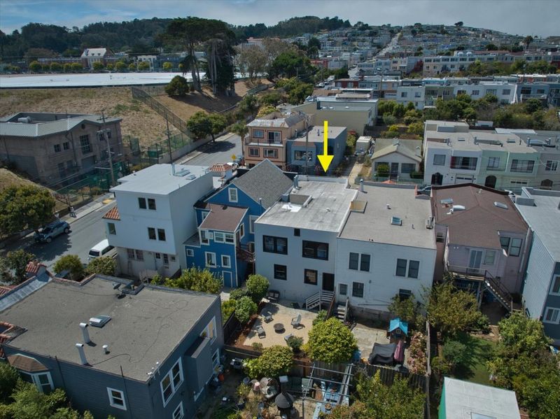 1787814037