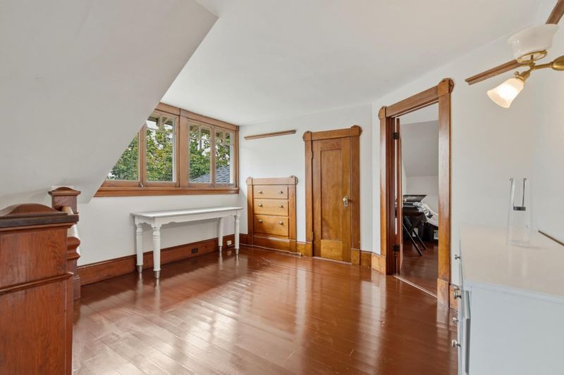 1786054729